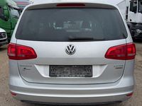 Gebraucht VW Sharan Trendline 140 PS (102 kW) 2013 Silber Van / Kleinbus