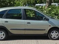 Gebraucht Renault Mégane 90 PS (66 kW) 1998 Grün Van / Kleinbus