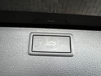 Gebraucht VW Multivan Highline 204 PS (150 kW) 2021 Deep black perleffekt Van