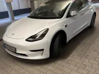 Gebraucht Tesla Model 3 Standard Range Plus 239 kW (325 PS) 2021 Weiß Limousine