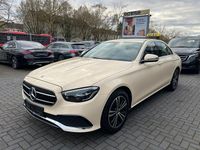 Gebraucht Mercedes E200 160 PS (117 kW) 2022 Hellelfenbein Limousine