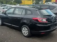 Gebraucht Renault Mégane Authentique 116 PS (85 kW) 2016 Schwarz Limousine