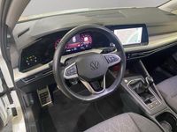 Gebraucht VW Golf VIII Move 131 PS (96 kW) 2023 Pure white Kombi