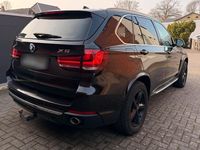 Second-hand BMW X5 258 CP (189 kW) 2014 Maro SUV