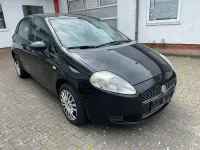 Gebraucht Fiat Punto 77 PS (56 kW) 2010 Schwarz Kleinwagen