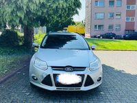 Gebraucht Ford Focus Trend 140 PS (102 kW) 2014 Limousine