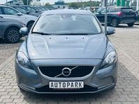 Gebraucht Volvo V40 122 PS (89 kW) 2017 Grau Kombi
