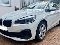 Gebraucht BMW 225 Active Tourer iPerformance 224 PS (164 kW) 2020 Weiß Van / Kleinbus