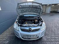 Gebraucht Opel Zafira 94 PS (69 kW) 2008 Silber Van / Kleinbus