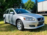 Gebraucht Volvo V50 R-Design 109 PS (80 kW) 2010 Silber Kombi