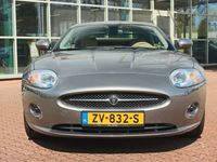 Gebraucht Jaguar XK 258 PS (189 kW) 2009 Grau Cabrio