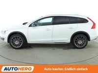 Gebraucht Volvo V60 CC Pro 245 PS (180 kW) 2017 Weiß Kombi