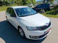 Używany Skoda Rapid Ambition 90 KM (66 kW) 2017 Biały Hatchback