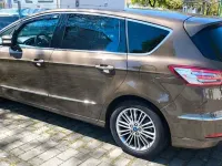 Gebraucht Ford S-MAX Vignale 179 PS (131 kW) 2017 Braun Van / Kleinbus