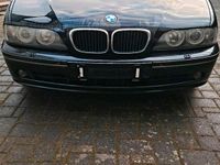 Gebraucht BMW 530 193 PS (141 kW) 2001 Schwarz Kombi