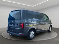 Gebraucht VW T6.1 110 PS (80 kW) 2023 Indiumgrau metallic Van