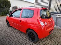 Gebraucht Renault Twingo Expression 75 PS (55 kW) 2012 Rot Kleinwagen