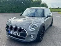 Gebraucht Mini ONE 102 PS (75 kW) 2019 Grau Kleinwagen