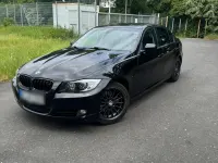 Gebraucht BMW 320 184 PS (135 kW) 2011 Schwarz Limousine