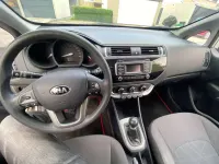 Gebraucht Kia Rio Start 84 PS (61 kW) 2014 Weiß Limousine