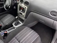 Second-hand Ford Focus 101 CP (74 kW) 2018 Albastru Hatchback