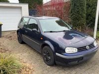 Gebraucht VW Golf IV 74 PS (54 kW) 1998 Blau Kleinwagen
