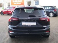 Gebraucht Ford Focus Cool & Connect 125 PS (91 kW) 2022 Schwarz Limousine
