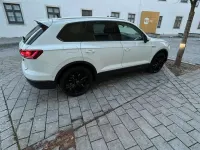 Gebraucht VW Touareg 231 PS (169 kW) 2019 Weiß SUV