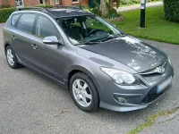 Gebraucht Hyundai i30 116 PS (85 kW) 2011 Grau Kombi