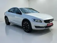 Gebraucht Volvo S60 CC Summum 190 PS (139 kW) 2016 Weiß Limousine