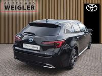 Neu Toyota Corolla 98 PS (72 kW) 2025 Schwarz Limousine