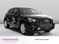 Neu Audi Q2 Advanced Plus 150 PS (110 kW) 2026 Grau SUV