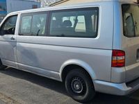 Gebraucht VW Shuttle 131 PS (96 kW) 2025 Silber Van / Kleinbus
