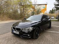 Gebraucht BMW 330 Advantage 252 PS (185 kW) 2015 Schwarz Kombi