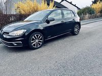 Gebraucht VW Golf VII 110 PS (80 kW) 2018 Schwarz Limousine