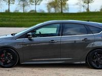 Gebraucht Ford Focus ST-Line 182 PS (133 kW) 2016 Grau Limousine