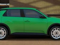 Second-hand Renault 5 E-Tech Evolution 89 kW (122 CP) 2025 Verde Berlinǎ