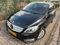 Gebraucht Mercedes B200 156 PS (114 kW) 2015 Schwarz Van / Kleinbus