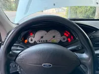 Gebraucht Ford Focus 75 PS (55 kW) 2001 Grau Kleinwagen