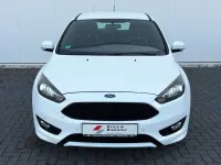 Używany Ford Focus ST-Line 125 KM (91 kW) 2017 Biały Sedan/Limuzyna