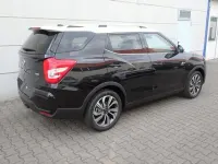 Gebraucht SsangYong Tivoli 163 PS (119 kW) 2021 Schwarz metallic SUV