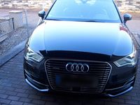Gebraucht Audi e-tron Ambiente 204 PS (150 kW) 2016 Schwarz SUV