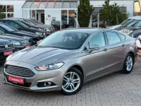 Gebraucht Ford Mondeo Titanium 203 PS (149 kW) 2017 Beige Limousine