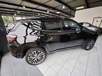 Neu Jeep Compass Summit 131 PS (96 kW) 2025 Schwarz SUV