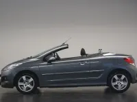 Gebraucht Peugeot 207 CC Premium 120 PS (88 kW) 2010 Grau Cabrio