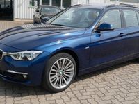 Gebraucht BMW 330 Luxury Line 252 PS (185 kW) 2018 Blau Kombi