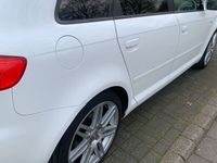 gebraucht Audi A3 Sportback 1.4 TFSI S line S line