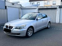 Gebraucht BMW 520 177 PS (130 kW) 2004 Silber Limousine
