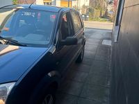 Second-hand Ford Fusion 2002 Albastru Hatchback