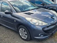 Gebraucht Peugeot 206+ 75 PS (55 kW) 2009 Grau Kleinwagen